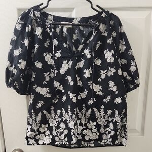 LOFT Black and White Floral Blouse